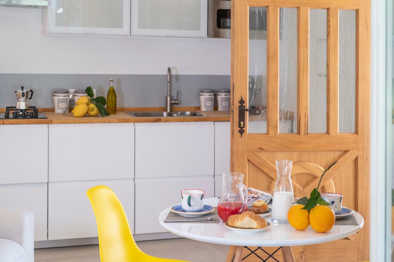 ソレント Casa Dei Fioriヴィラ エクステリア 写真